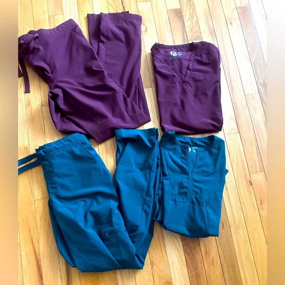 Adar Addition XS scrub set of 2